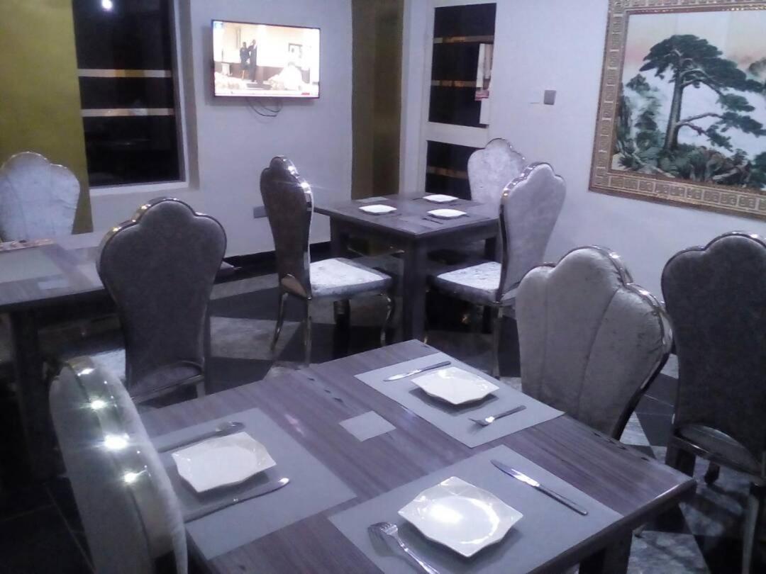 E-Suite Hotel Abuja Bagian luar foto