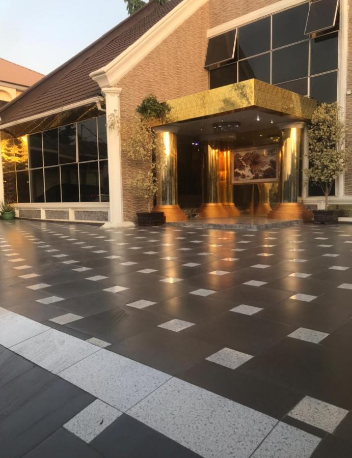 E-Suite Hotel Abuja Bagian luar foto